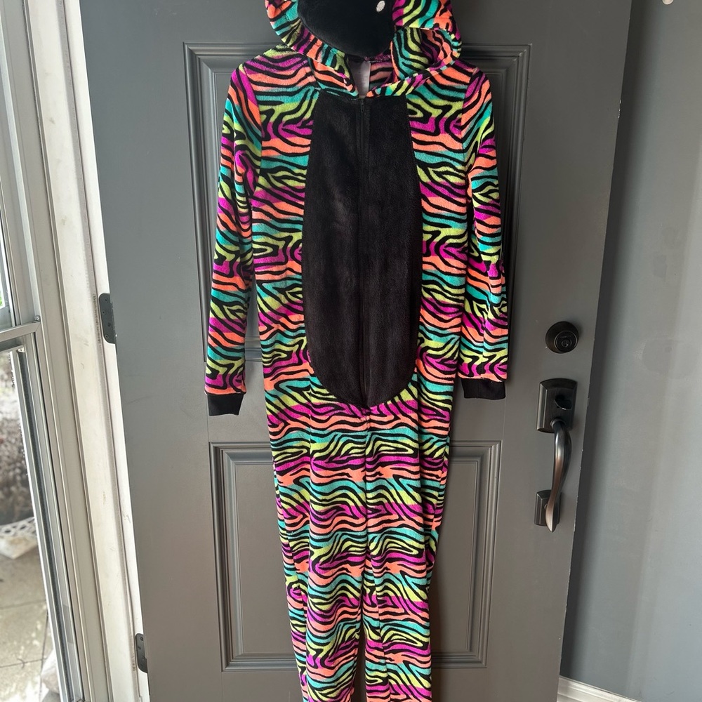 Secret Treasure Sleepwear Women's Medium Colorful Zebra One Piece